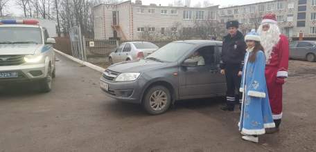 Дед Мороз за безопасность дорожного движения!