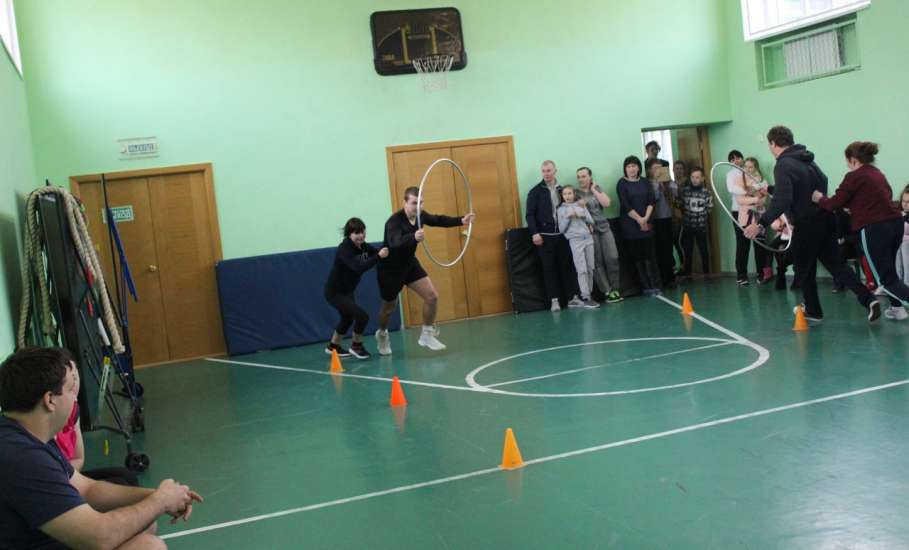 В спорзале школы посёлка Ключ Жизни состоялась спортивная эстафета