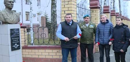 Турнир в память о герое: в Ельце на базе Елецкого техникума железнодорожного транспорта прошла военно-спортивная игра