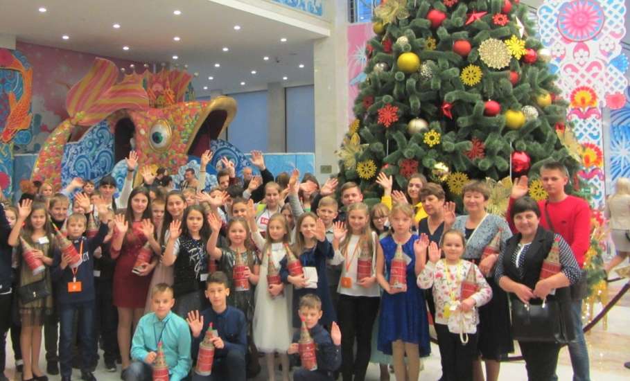 Школьники из с. Казаки побывали на Новогодней Елке в Кремле