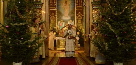 В Рождественскую ночь в Вознесенском соборе совершена праздничная литургия