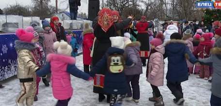 Парк железнодорожников развлекал гостей новогодней анимационной программой