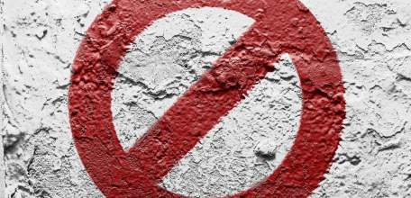 В Российской Федерации запрещается использование нацистской атрибутики или символики