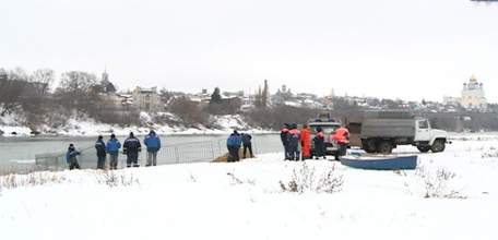 Из-за отсутствия ледостава городские службы оборудовали купель для крещенских купаний по-новому