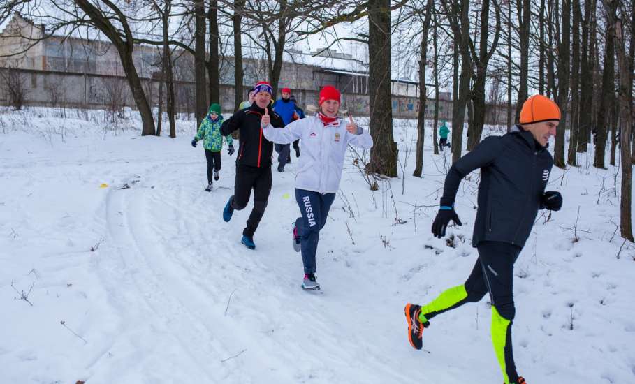 18 января любители здорового образа жизни приняли участие в очередной пробежке #БегоЛес