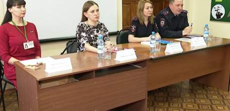 Спрос и предложение: в Центре занятости населения Ельца прошла ярмарка вакансий