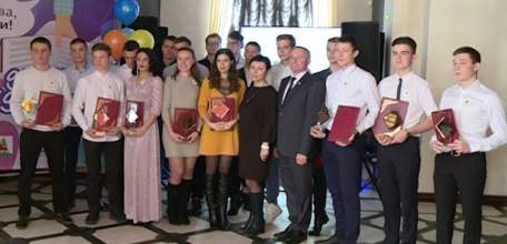 Выдающихся представителей молодёжи Ельца чествовали на торжественном приёме в честь Дня студенчества