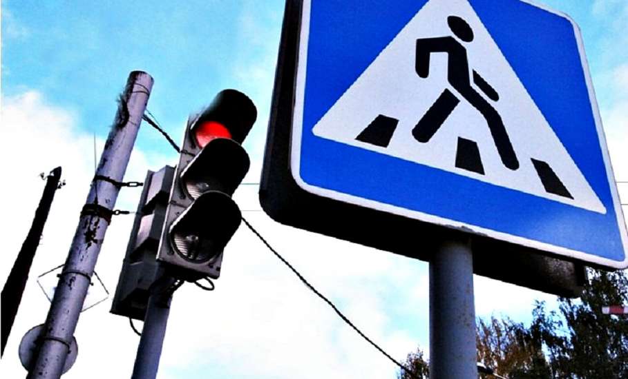 6 и 7 февраля сотрудники ОГИБДД Елецкого района выявляли нарушения ПДД водителями и пешеходами на пешеходных переходах