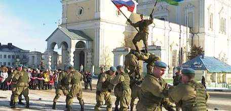 Комбинированный марш-бросок привёл команду Рязанского высшего командного училища ВДВ в Елец