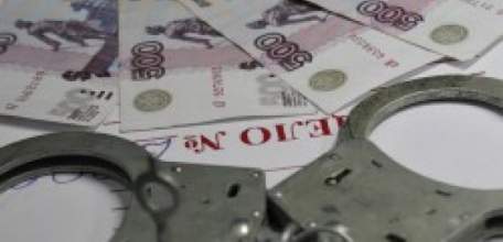 Житель Ельца оказался на скамье подсудимых за попытку подкупить инспектора ДПС