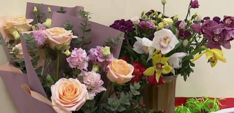 Цветочный бум: какие букеты на 8-е марта сегодня в моде