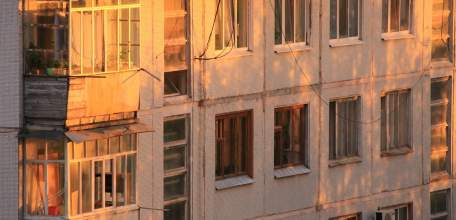 По решению суда внучка выписана из муниципальной квартиры