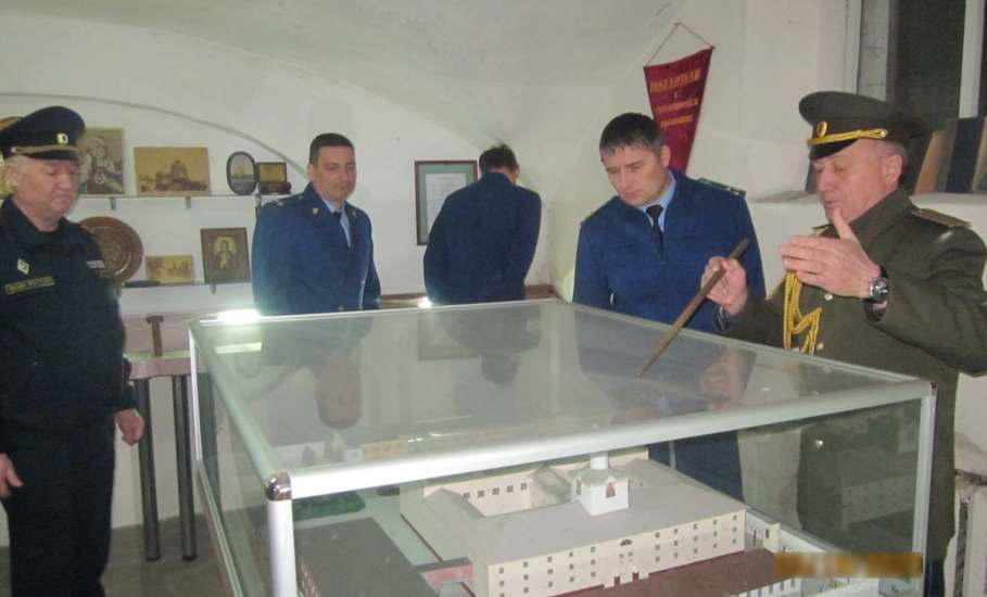 Заместитель прокурора Липецкой области посетил Т-2 УФСИН России по Липецкой области