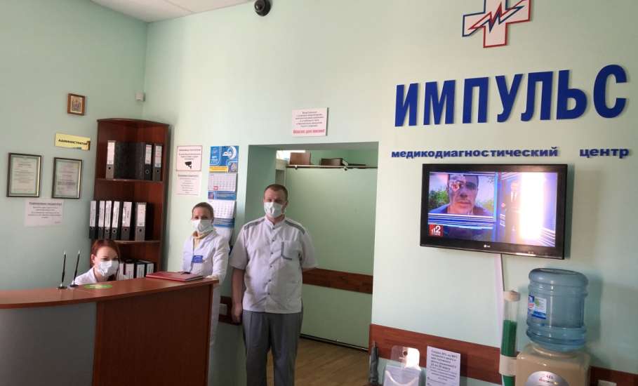 В Ельце начали бесплатно раздавать защитные маски для защиты от коронавируса!