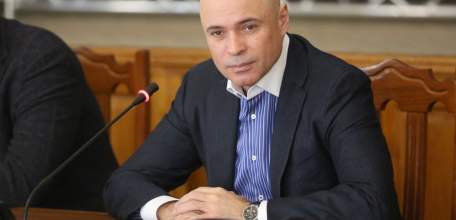 Игорь Артамонов сообщил, что Липецкая область принимает дополнительные меры по предупреждению распространения коронавируса