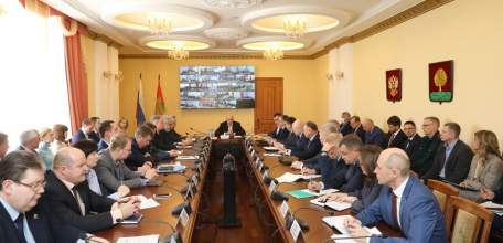 Оперативный штаб принял дополнительные меры по защите населения Липецкой области от коронавирусной инфекции