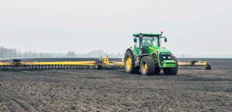 Аграрии всех районов Липецкой области вышли в поле