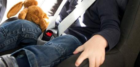 10 апреля елецкие автоинспекторы выявляли нарушения правил перевозки маленьких пассажиров