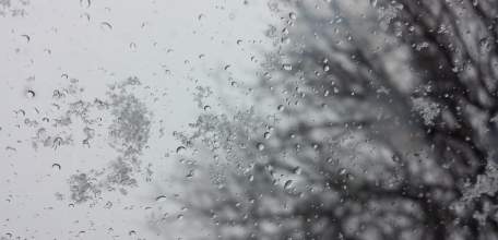 Внимание! Экстренное предупреждение: ветер, дождь, мокрый снег