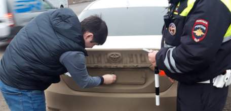 Сотрудники ГИБДД Елецкого района с 15 по 17 апреля 2020 г. проводили проверку правил установки регистрационных знаков