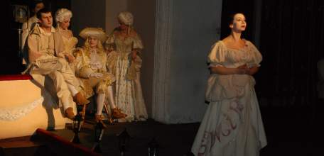 Драмтеатр «Бенефис»: Расписание онлайн трансляций на 24, 25 и 26 апреля