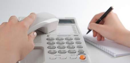 Социальные работники будут дежурить в праздничные дни