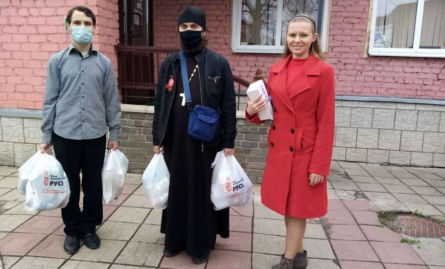 Активисты миссионерского клуба «Благовест» доставили продуктовые наборы труженикам тыла