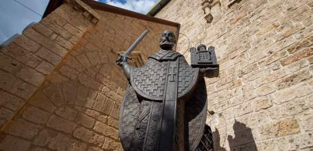 Православная Церковь празднует перенесение мощей святителя Николая Чудотворца