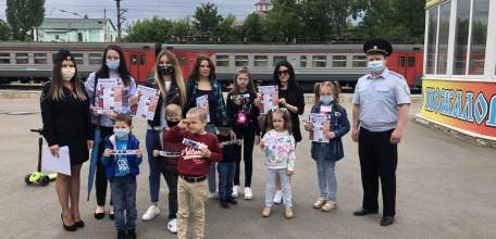 Елецким ЛО МВД России на транспорте проведена правовая акция «День правовой помощи детям»