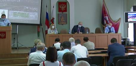 Городская антитеррористическая комиссия готовится к проведению парада Победы и голосованию по поправкам в Конституцию