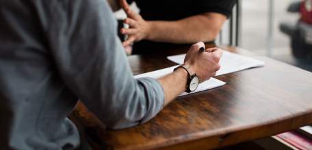 Прокуратура Ельца просит жителей города внимательно читать кредитные договора, заключаемые с микрофинансовыми организациями