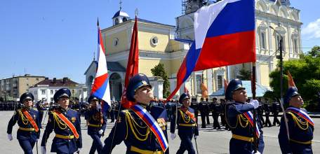 В Ельце прошёл юбилейный Парад Победы