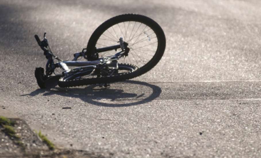В Елецком районе неустановленный автомобиль сбил велосипедиста и скрылся