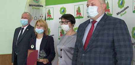 В Ельце состоялся торжественный приём Главы города, посвящённый Дню молодёжи