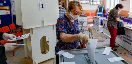 Голосование по поправкам к Конституции: результаты экзитпола ВЦИОМ