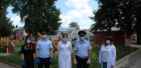 Сотрудники Елецкого ЛО МВД России на транспорте посетили Дом ребёнка