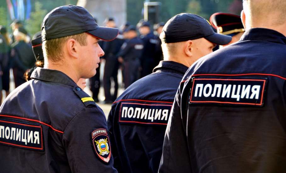 ОМВД России по городу Ельцу приглашает на службу в органы внутренних дел граждан Российской Федерации от 18 до 35 лет