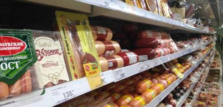 Охранник магазина задержал ельчанина пытавшегося украсть две палки колбасы