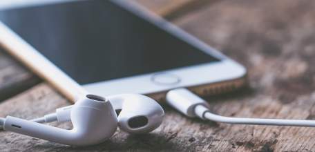 Сотовые телефоны продолжают оставаться желанной добычей преступников