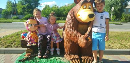 Многодетная семья участкового уполномоченного Дениса Макаркина встретила День семьи, любви и верности в семейном кругу