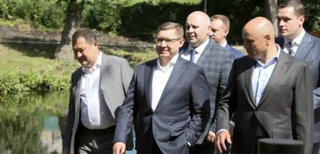 Министр строительства и ЖКХ высоко оценил работу региона по реализации нацпроектов