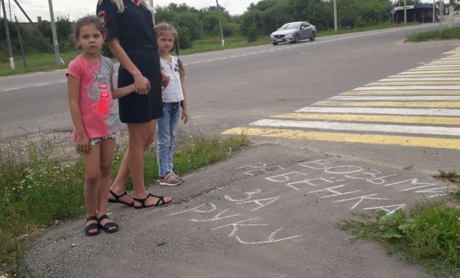 В поселке Ключ жизни в минувшие выходные прошли информационно-пропагандистские мероприятия «Рисую безопасность» и «Я соблюдаю ПДД»