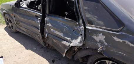 В Ельце выезд на встречную полосу спровоцировал ДТП