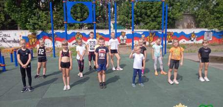 Более 200 учащихся спортшкол города Ельца приступили к прохождению испытаний ВФСК ГТО