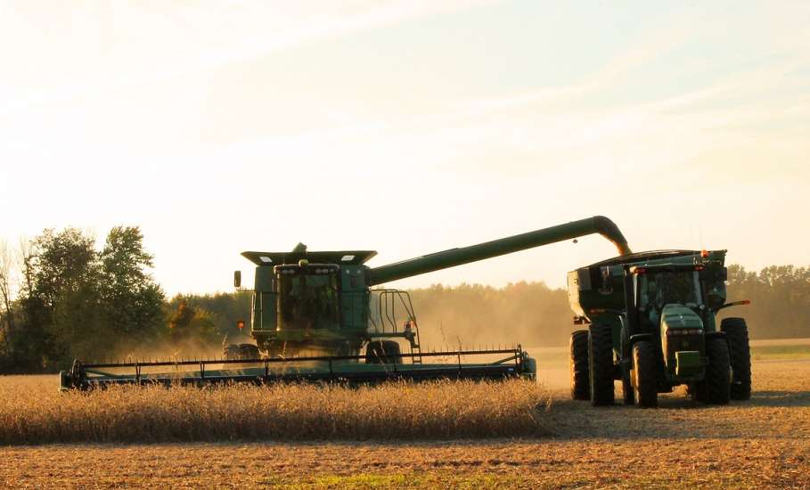 Уборка зерновых в Липецкой области перешагнула через экватор