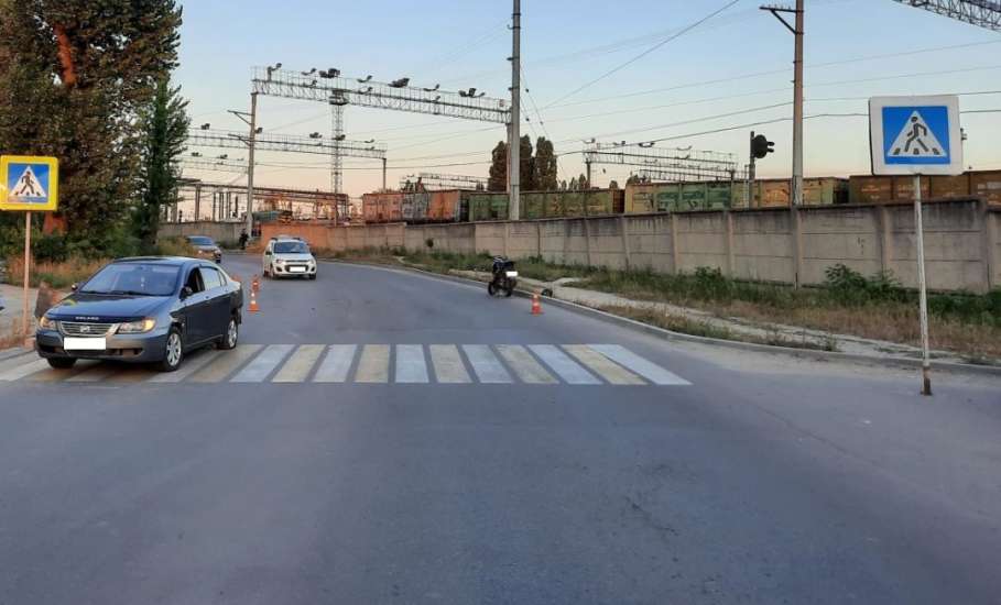 В результате ДТП на улице Вермишева пострадал водитель мотоцикла