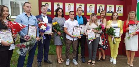 В Елецком районе состоялась торжественная церемония вручения свидетельств о занесении на доски почета «Трудовая доблесть Елецкого района» и «Славы предков достойны»