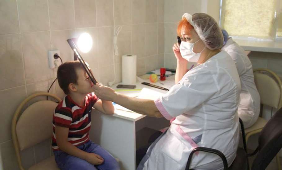 Больше 140 елецких детей прошли обследование в рамках медицинской акции «Неболейка»