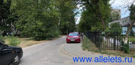 В Ельце снова наглеют автохамы!