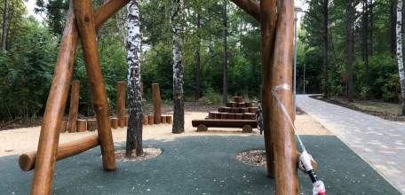 Качели-убийцы установили в парке 40-летия Октября!